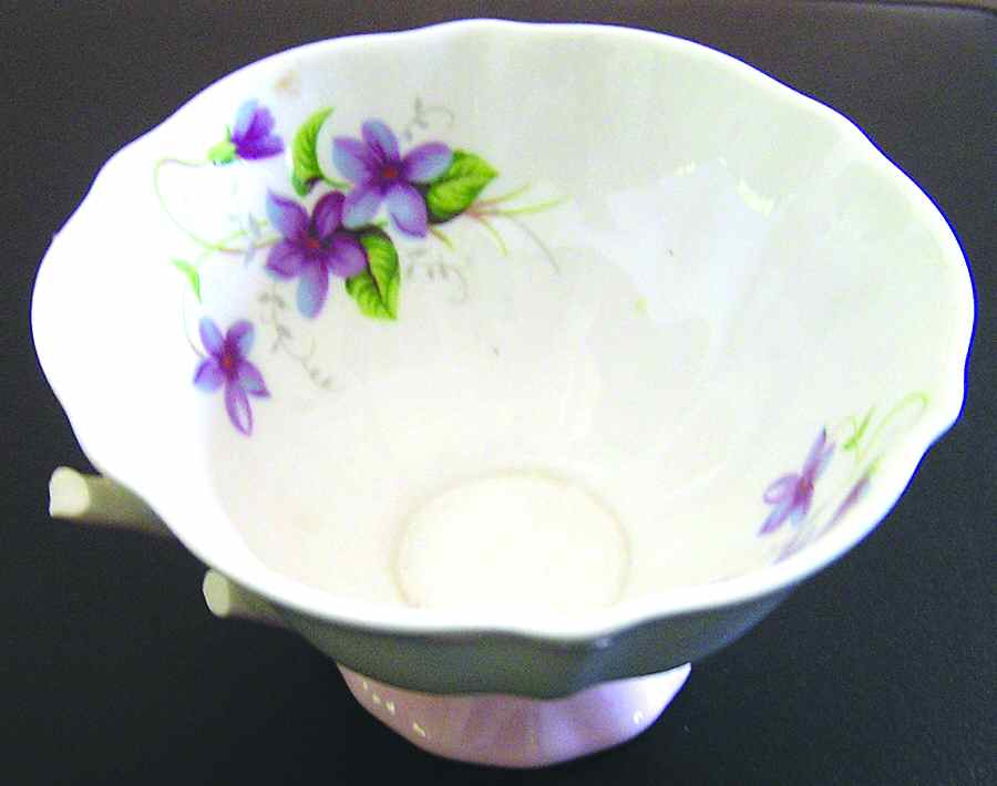 5855 Footed Cup by Queen Anne (England)-1