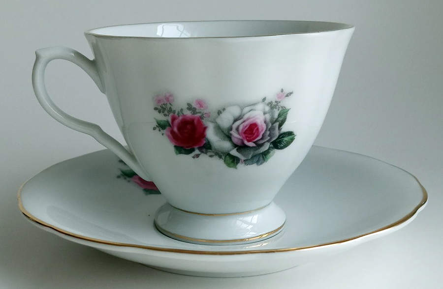 8523 Footed Cup & Saucer Set by Queen Anne (England)-1