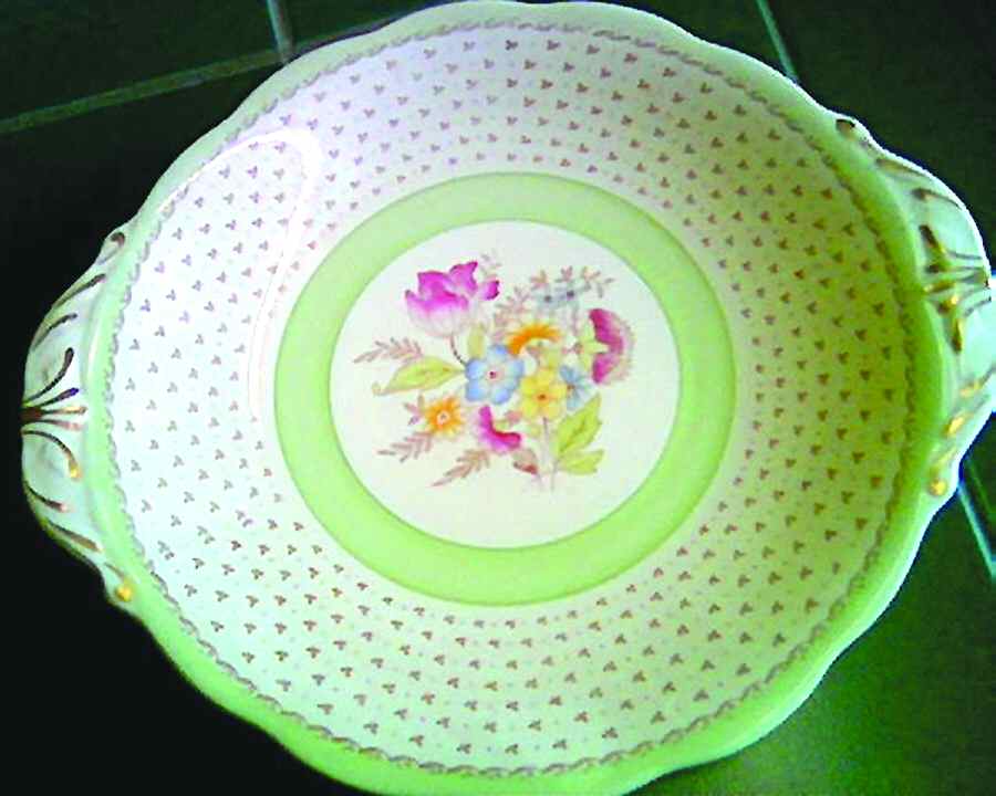 4633 Handled Cake Plate by Queen Anne (England)-1