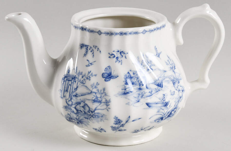 Chelsea Toile Blue Teapot No Lid by Queen's-1