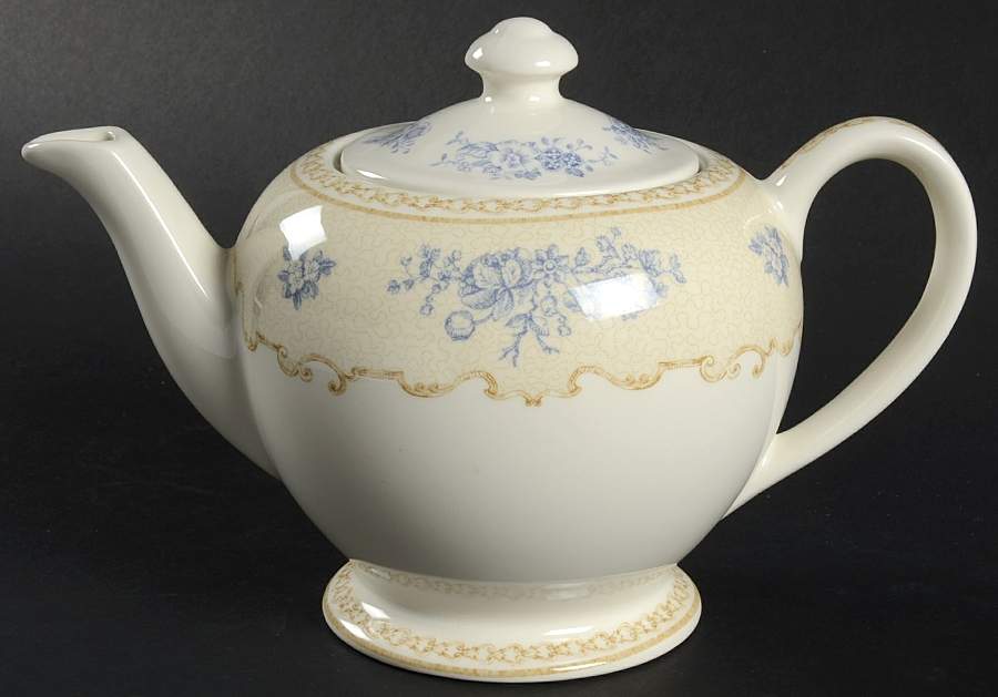 Toile de Jouy Blue Teapot & Lid by Queen's-1