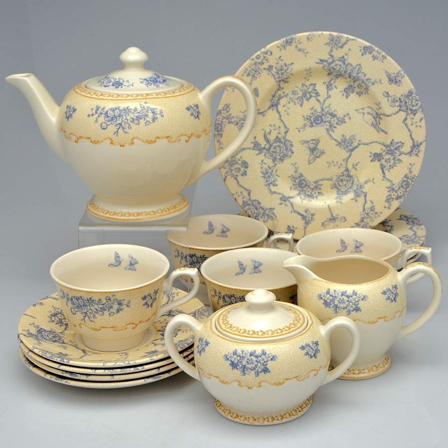 Toile de Jouy Blue 17 Piece Estate Set by Queen's-1