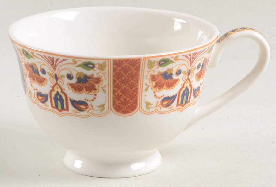 Imari Footed Cup by Queen's-1