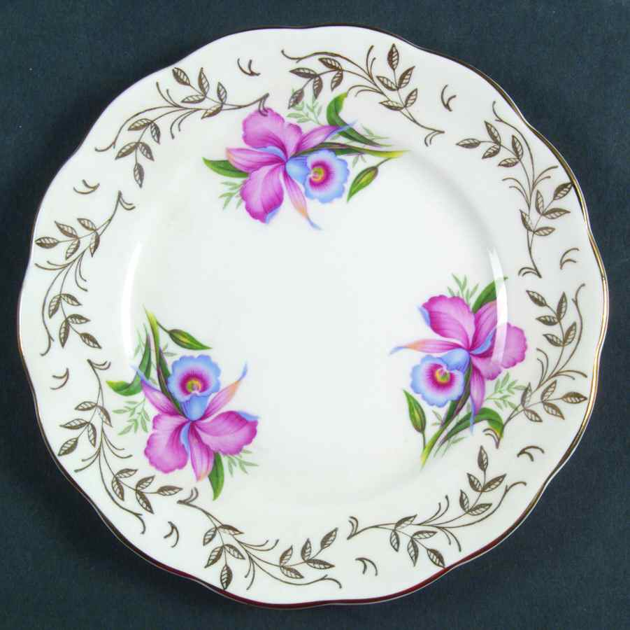 QUA44 Bread & Butter Plate by Queen Anne (England)-1