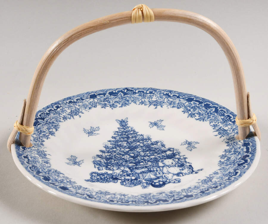 Seasons Greetings Blue 5 3/8"-5 5/8" Bamboo Handled Serving Plate  HC by Queen's-1