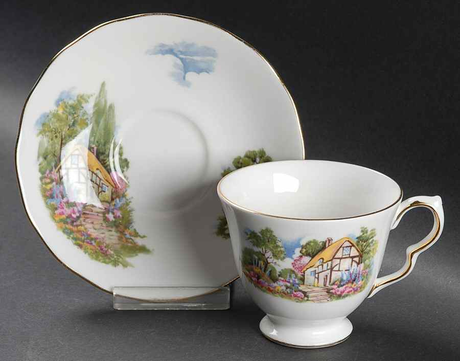 8677 Footed Cup & Saucer Set by Queen Anne (England)-1