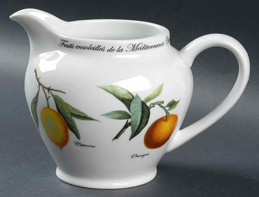 Fruits du Soleil 24 Oz Pitcher by Queen's-1