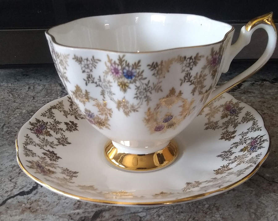 5483 Footed Cup & Saucer Set by Queen Anne (England)-1