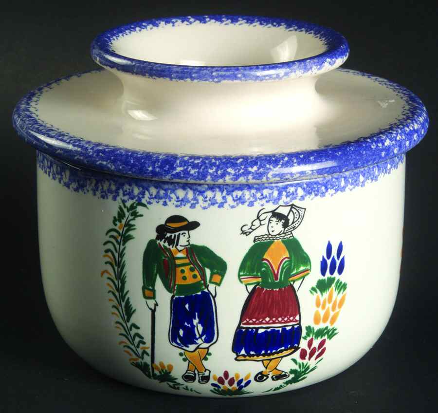 Breton Butter Box & Lid by Ceramiq Cornouaille-1