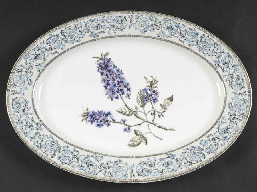 Jardinet 13" Oval Serving Platter by Queen's-1