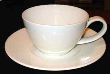 QUT1 Flat Cup & Saucer Set by Qualitier-1