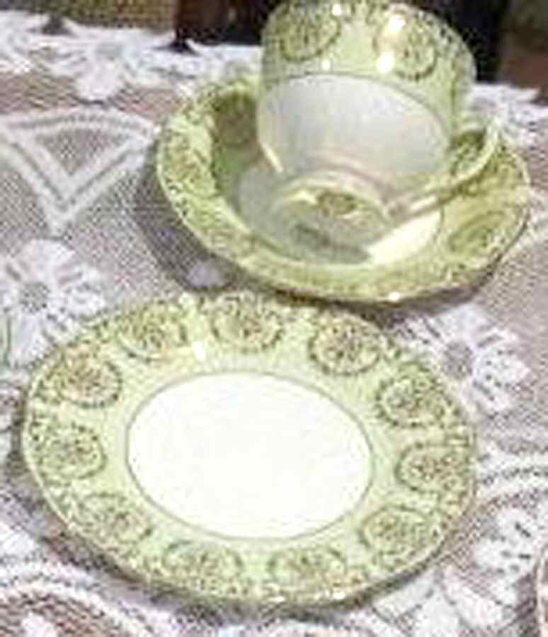 5095g Footed Cup & Saucer Set by Queen Anne (England)-1