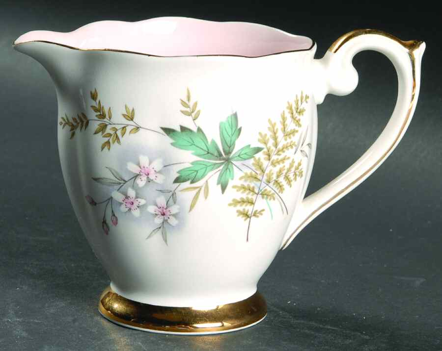Louise (Pink Center) Creamer by Queen Anne (England)-1
