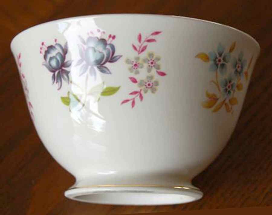 QUA50 Open Sugar Bowl by Queen Anne (England)-1
