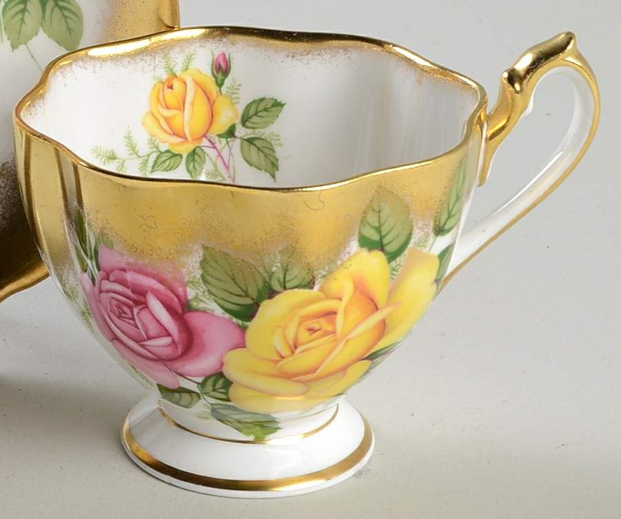 5384 Footed Cup by Queen Anne (England)-1