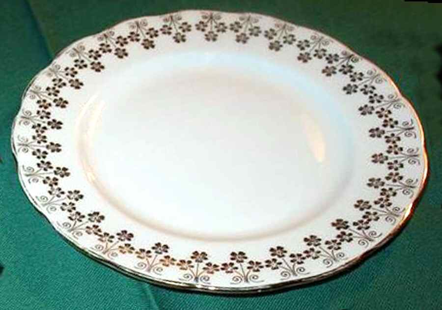 E767 Salad Plate by Queen Anne (England)-1