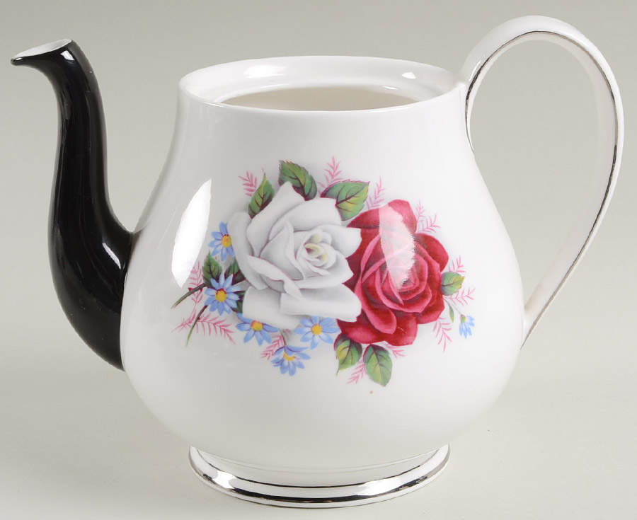 QUA51 Teapot No Lid by Queen Anne (England)-1