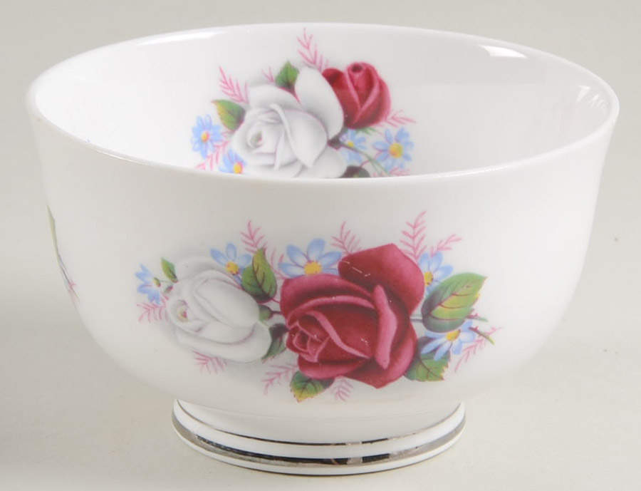 QUA51 Open Sugar Bowl by Queen Anne (England)-1
