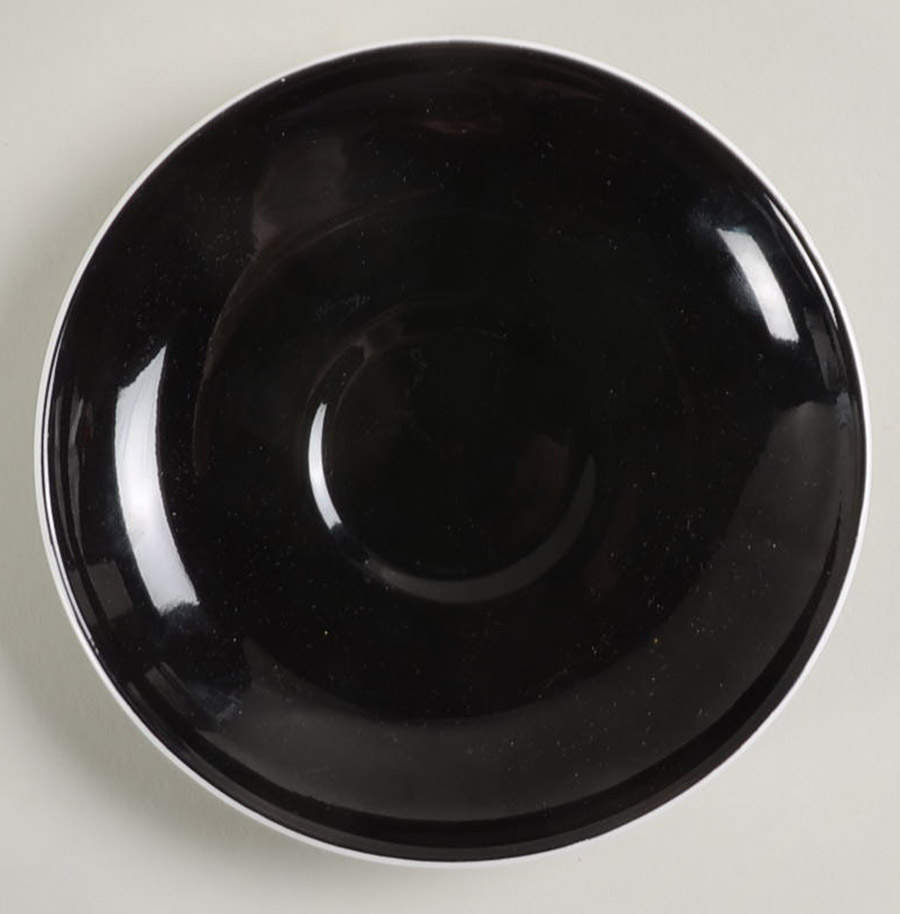 QUA51 Saucer by Queen Anne (England)-1
