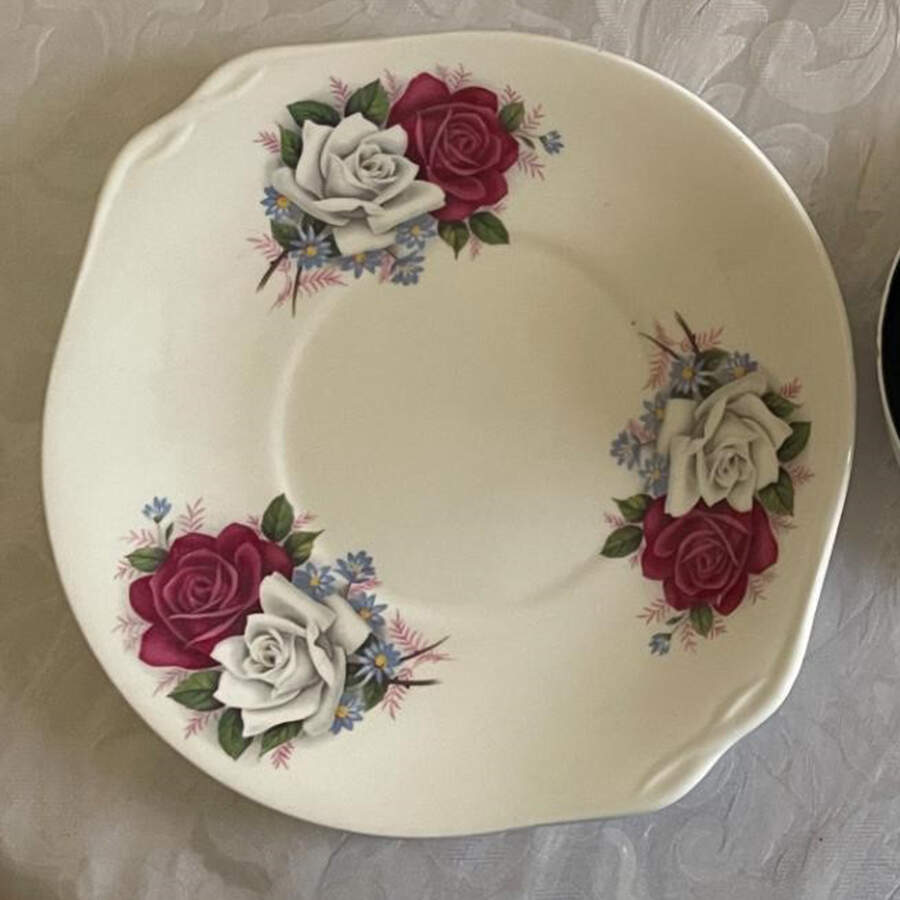 QUA51 Handled Cake Plate by Queen Anne (England)-1