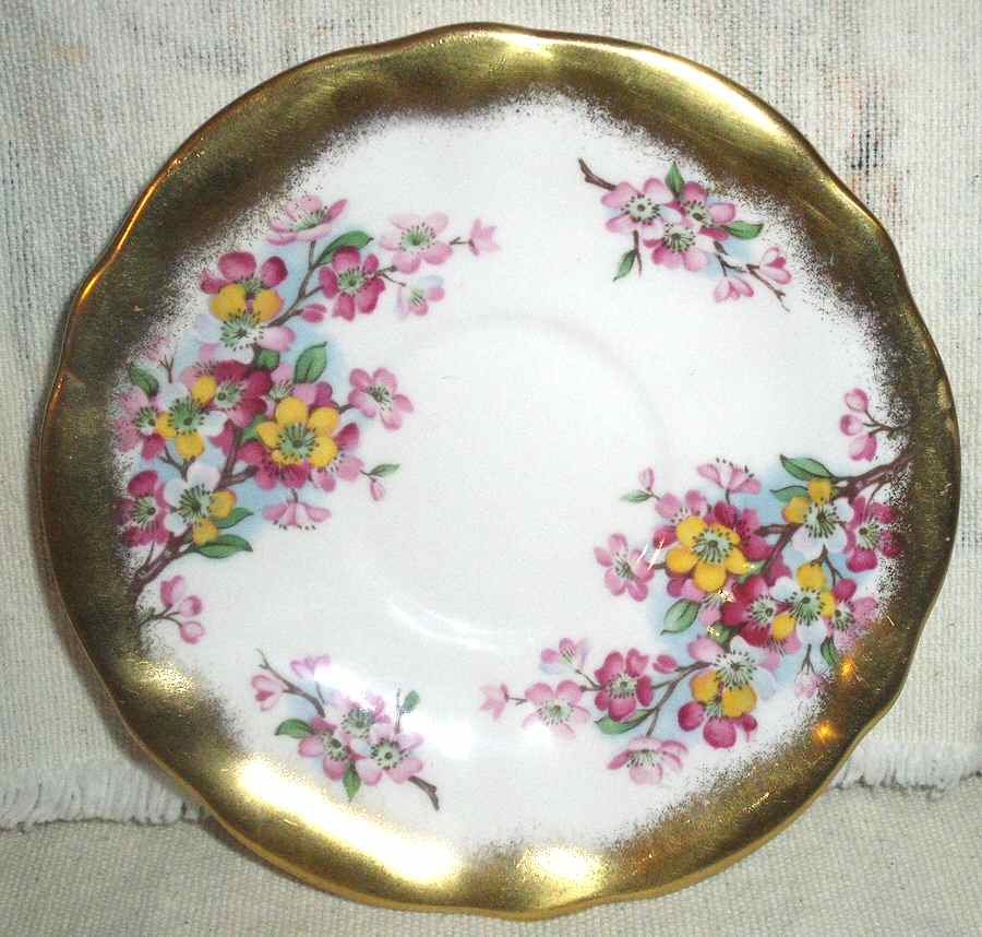 5200 Saucer by Queen Anne (England)-1