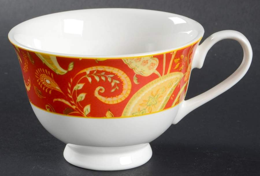 Provence Footed Cup by Queen's-1