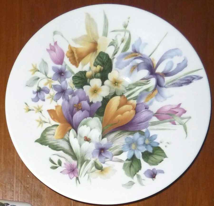 Birthday Flower (No Trim) Saucer for Flat Cup by Queen's-1