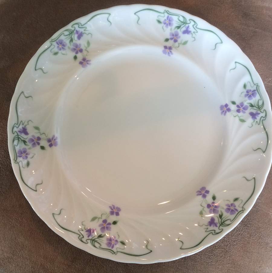 QUN4 Salad Plate by Quinta Nova-1