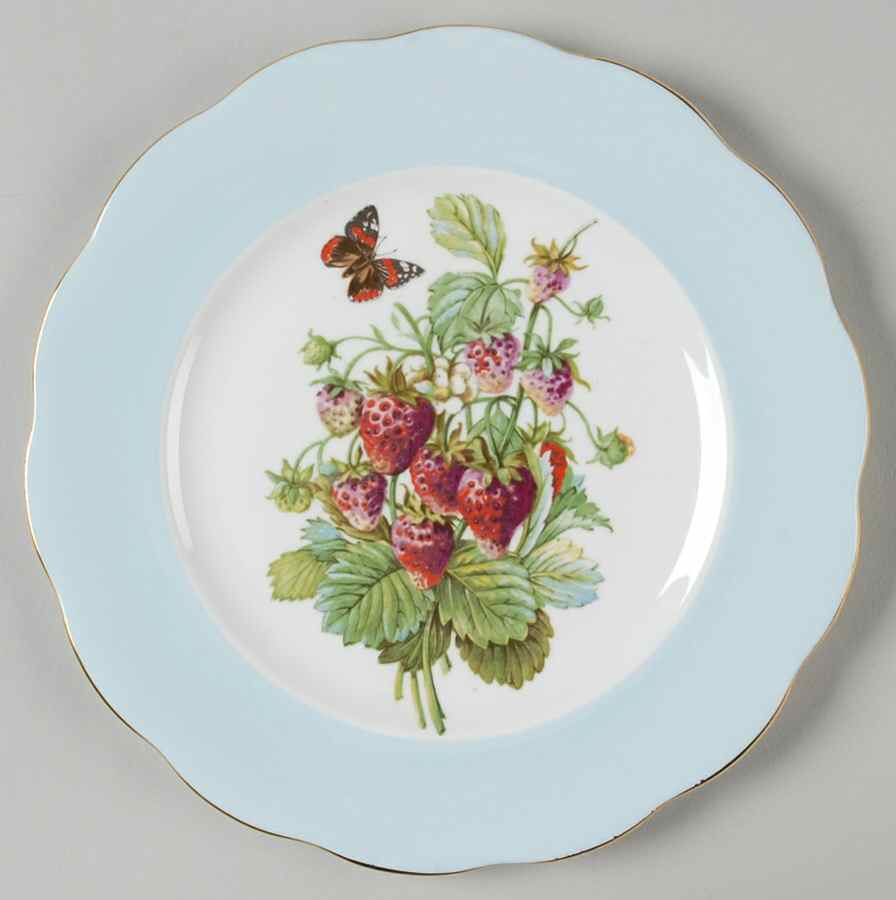QUA53 Luncheon Plate by Queen Anne (England)-1