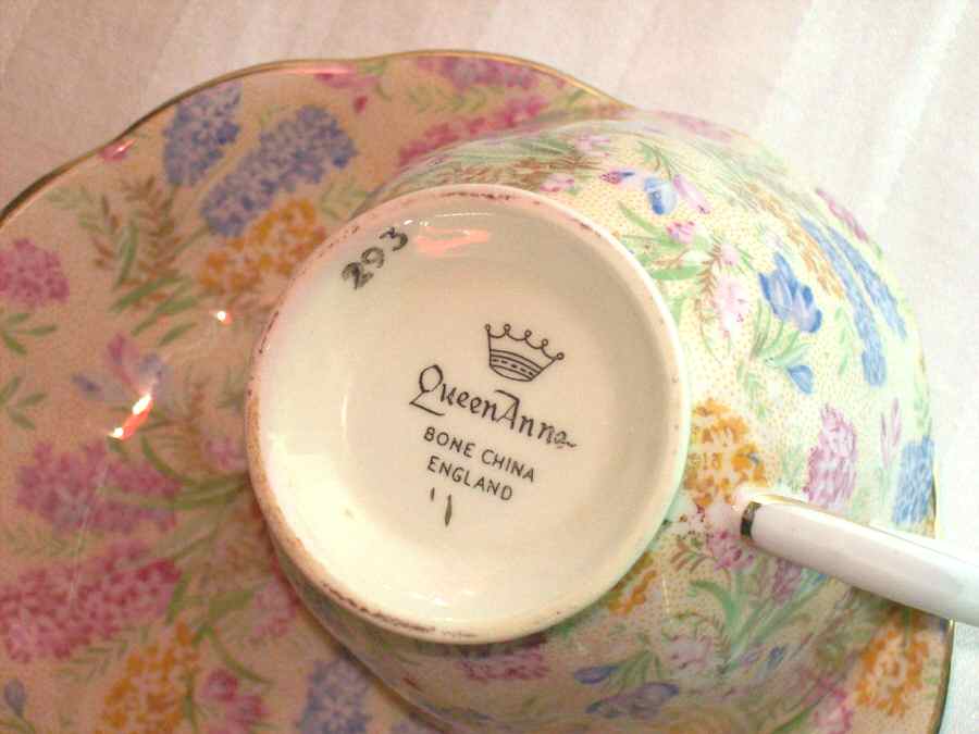 293 Footed Cup by Queen Anne (England)-1