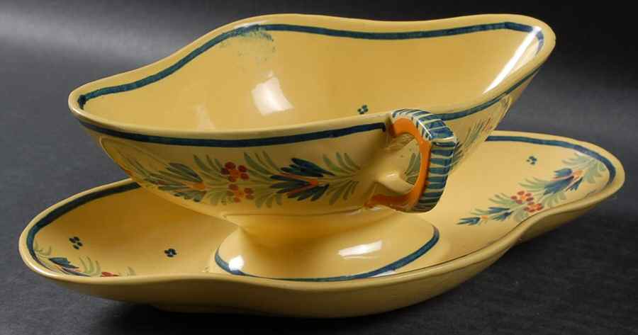 393 Gravy Boat with Attached Underplate by Quimper-1