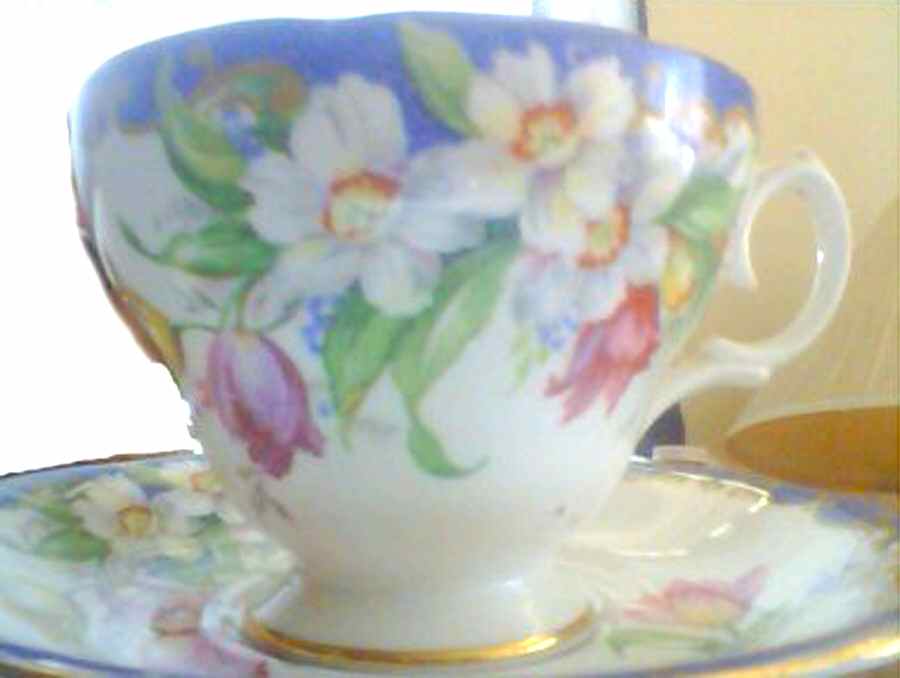 5541 Footed Cup & Saucer Set by Queen Anne (England)-1