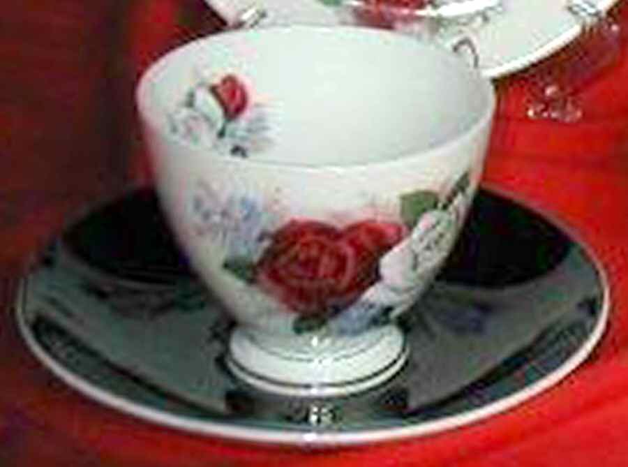 QUA59 Footed Cup & Saucer Set by Queen Anne (England)-1
