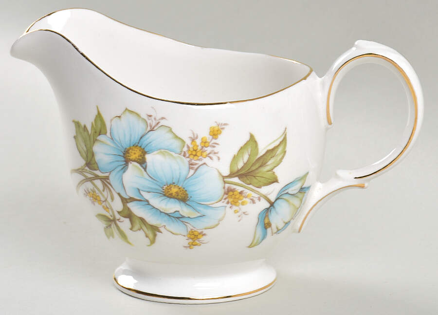D677 Creamer by Queen Anne (England)-1