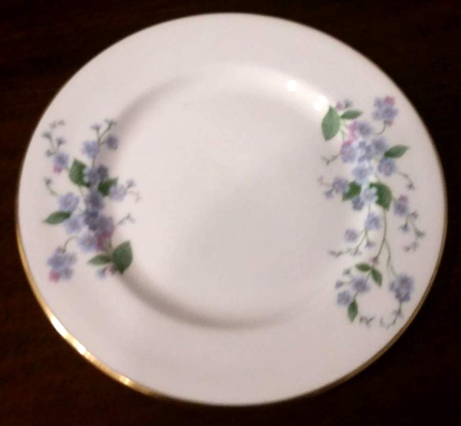 QUE26 Salad Plate by Queen's-1