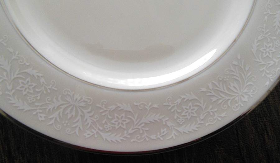 Charmaine Dinner Plate by Quality Crafts-1