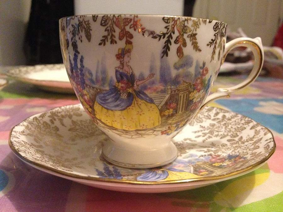 8158 Footed Cup & Saucer Set by Queen Anne (England)-1