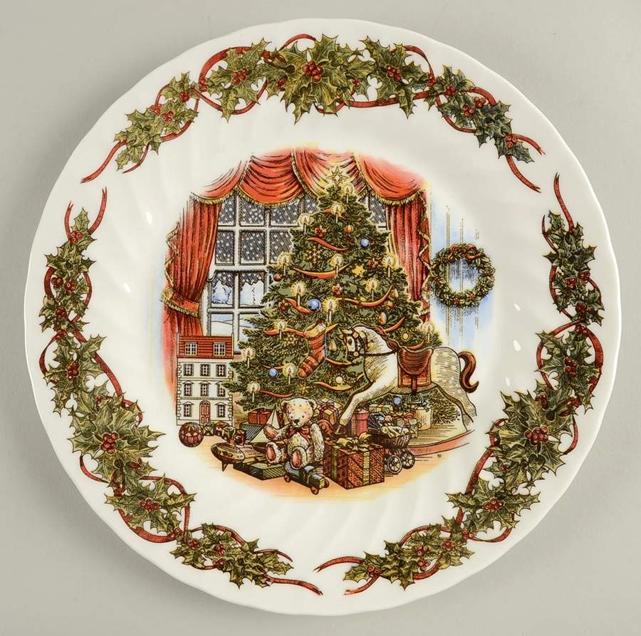 Christmas Morning Dinner Plate by Queen's-1