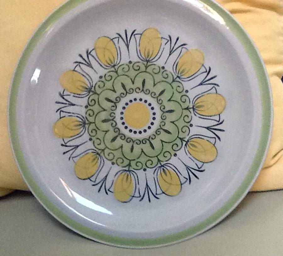 Bonnie Dinner Plate by Quasar-1