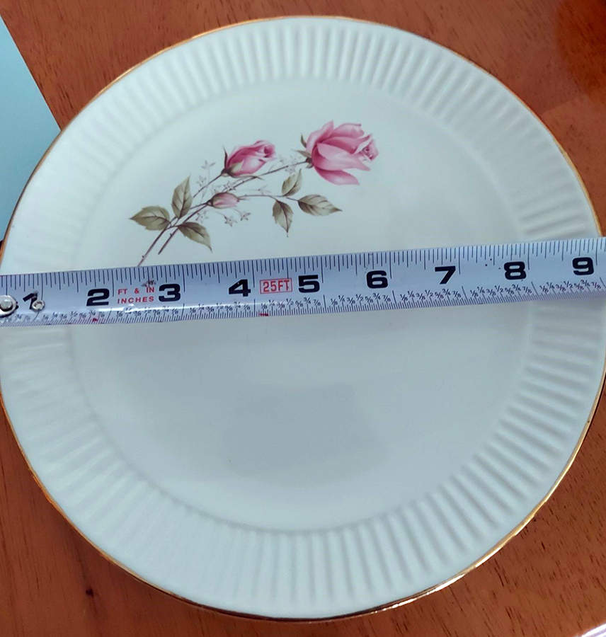 Centennial Queen Anne Rosebud Luncheon Plate by Queen Anne (Bavaria Germany)-1