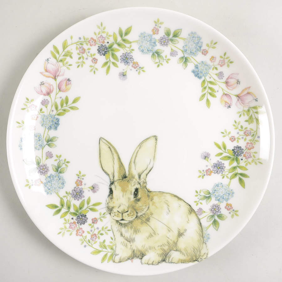 Rabbits Wreath Salad Plate by Queen's-1