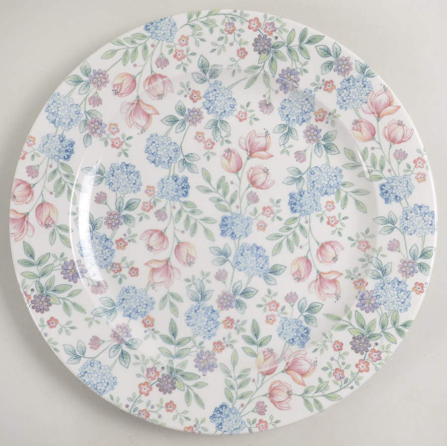 Emma 12" Chop Plate (Round Platter) by Queen's-1