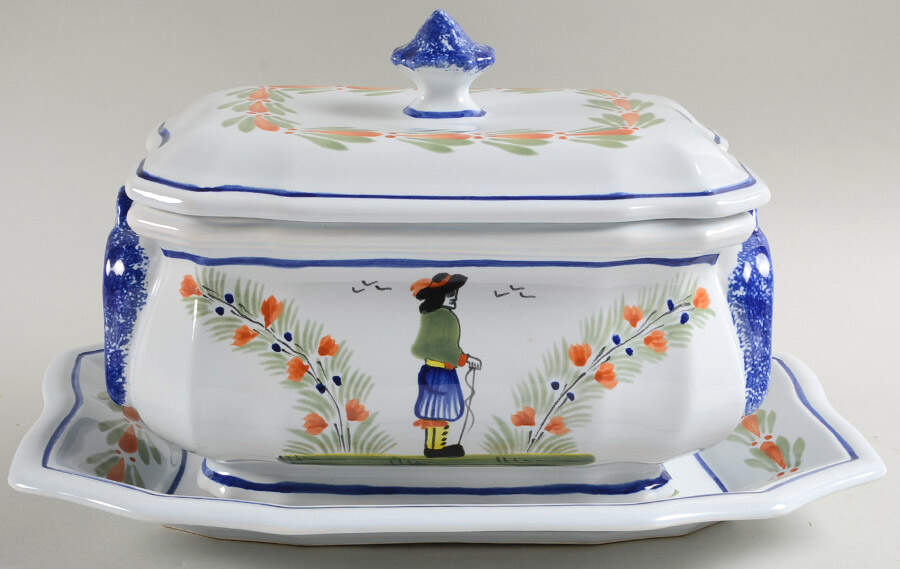 D217 Tureen & Lid w/Underplate by Quimper-1