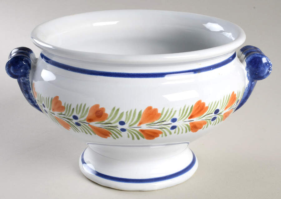 D217 Tureen No Lid by Quimper-1