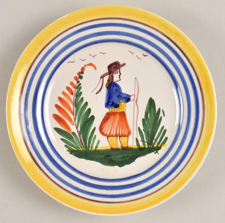 QUI130 Bread & Butter Plate by Quimper-1