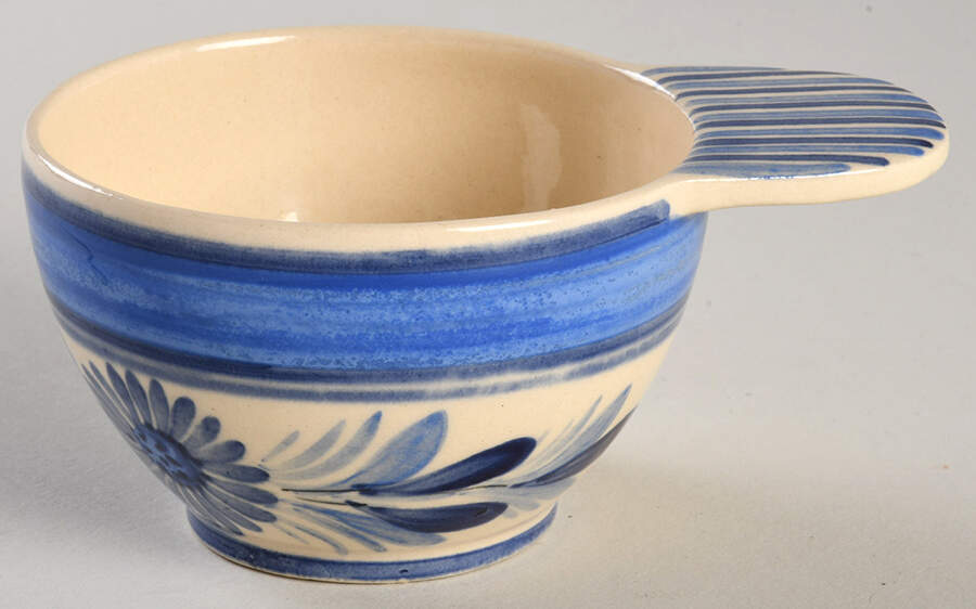 HB Backstamp Giftware Porringer by Quimper-1