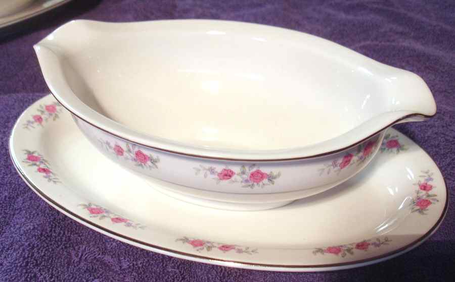 China Rose Gravy Boat with Attached Underplate by Royal Cathay-1
