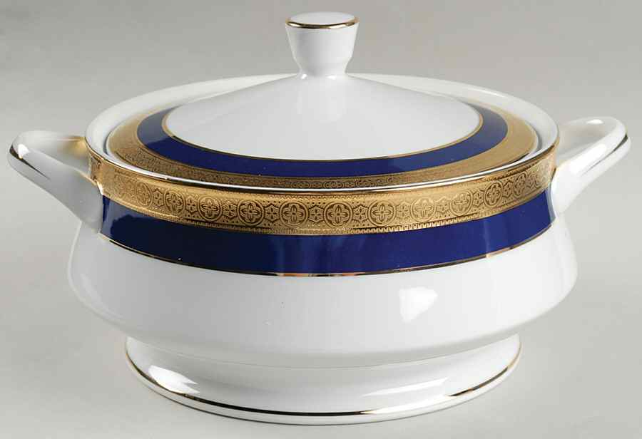 6641 Round Covered Vegetable by Royal Ming-1