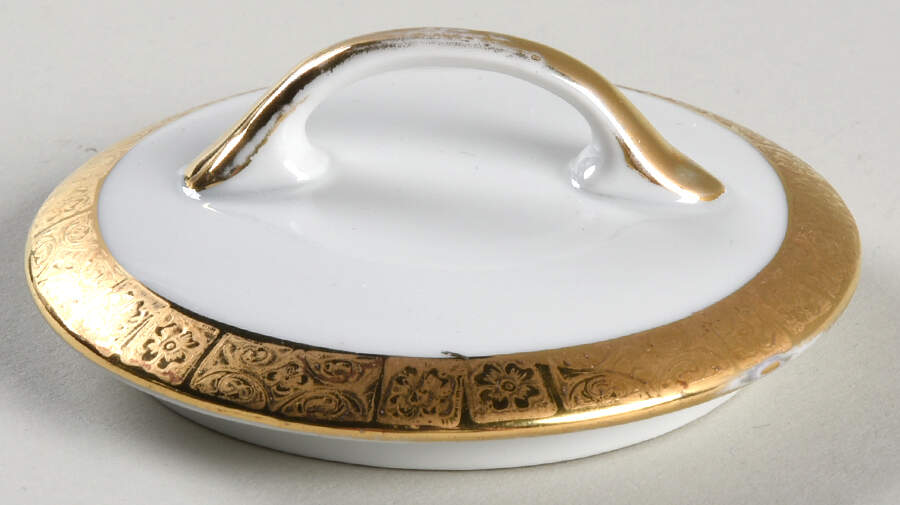 RR2 Lid for Sugar Bowl by Royal R (Bavaria)-1