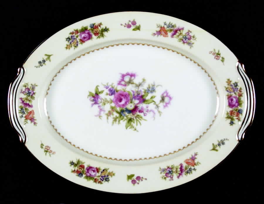 Empire 13" Oval Serving Platter by Noritake-1
